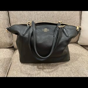 COACH BLACK PEBBLED LEATHER. Smoke free. Clean.